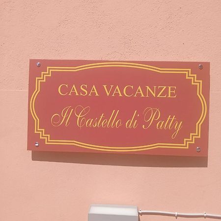 Il Castello Di Patty Apartment Catania Ngoại thất bức ảnh