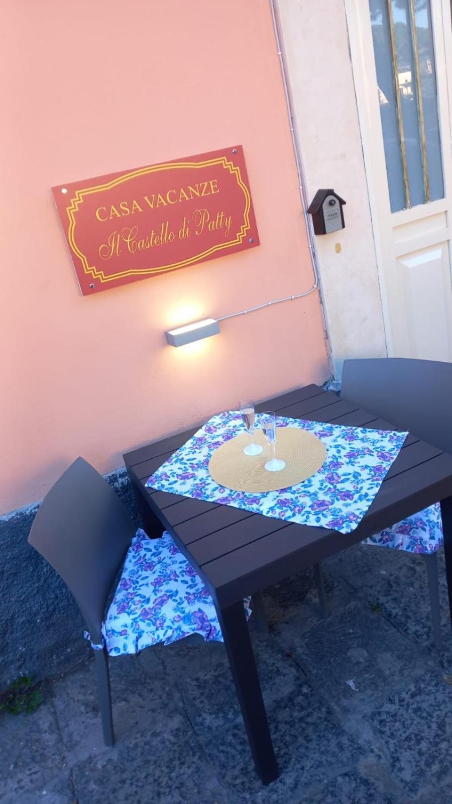 Il Castello Di Patty Apartment Catania Ngoại thất bức ảnh